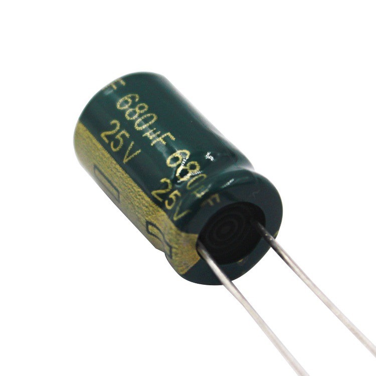 Condensador electrolítico 680UF 25V - Casanova Eletrónica